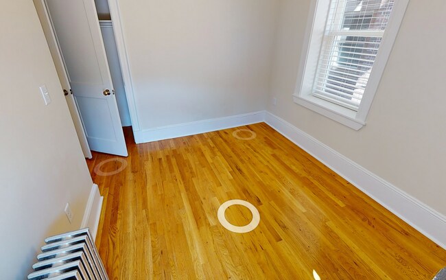 Photo - 9/1 No Fee! Spilt-style 3BR on Beacon St near Wash Sq/Coolidge