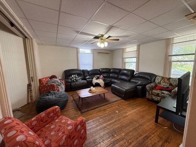 Building Photo - Live in the Heart of La Crosse - Spacious ...