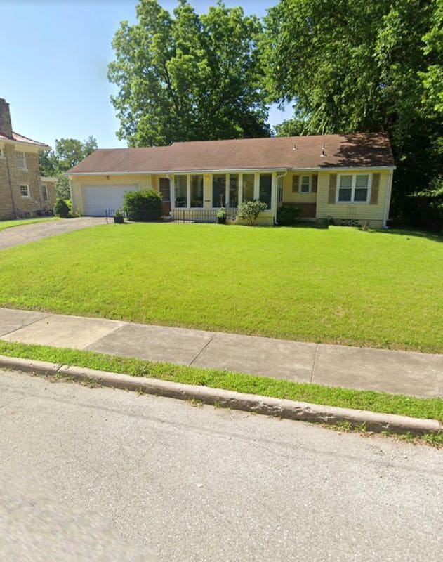 Building Photo - 4211 E 61st St