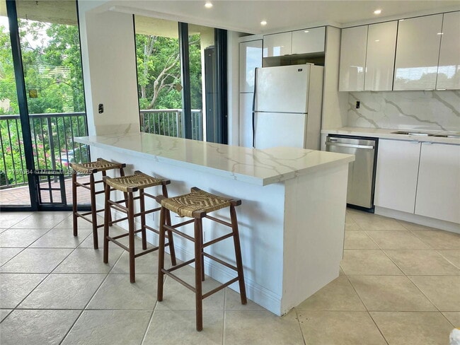 Photo - 6601 SW 116th Ct Condo Unit 308