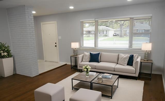 Photo - 606 Devonshire Dr