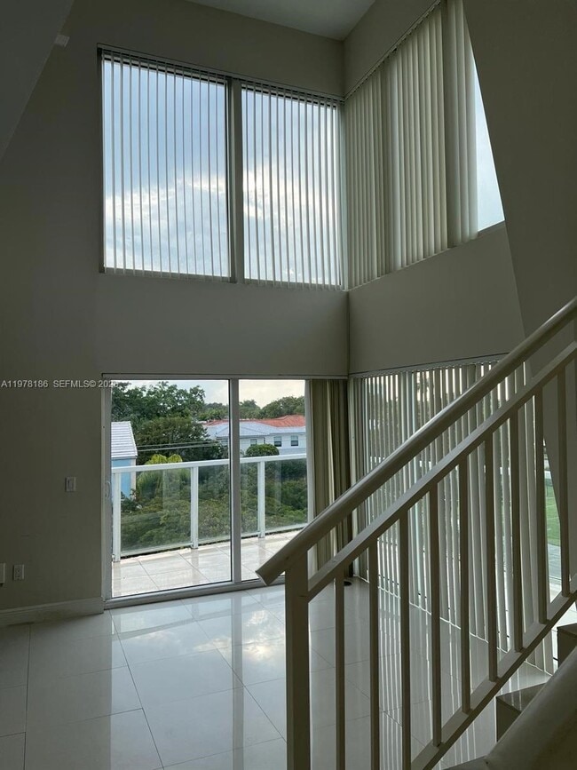 Photo - 1650 Brickell Ave Unit 206