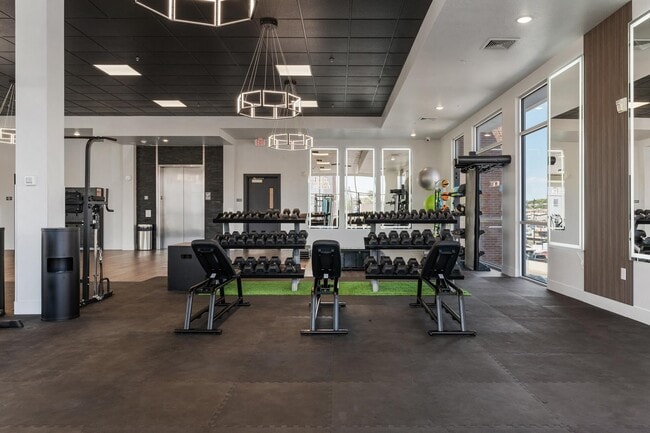 605 Place Student Housing & Co-Living
