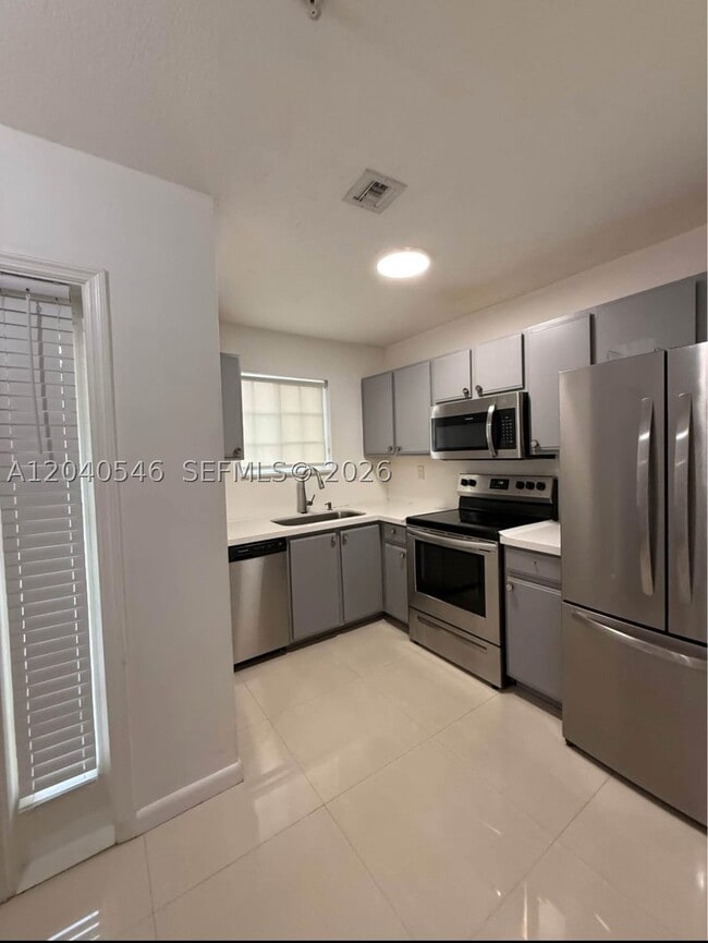 Photo - 2198 NE 167th St