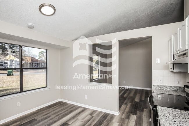 Photo - 244 Jadetree Dr