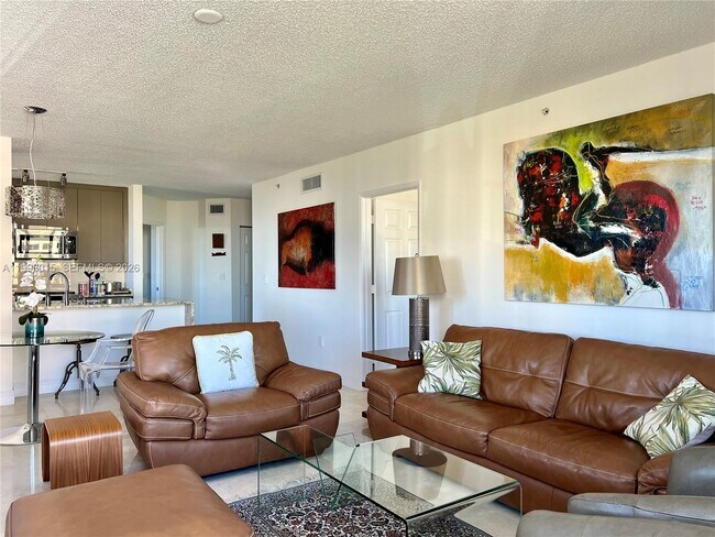 Photo - 651 Okeechobee Blvd Unit 811