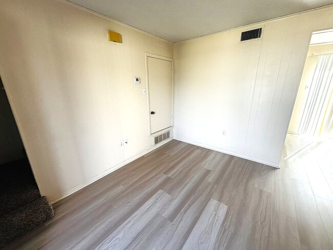 Photo - 402 S 2nd St Unit B