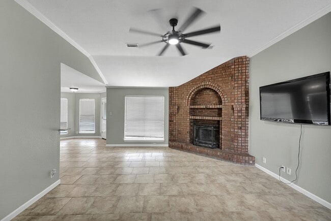 Photo - 8632 Duke Ave