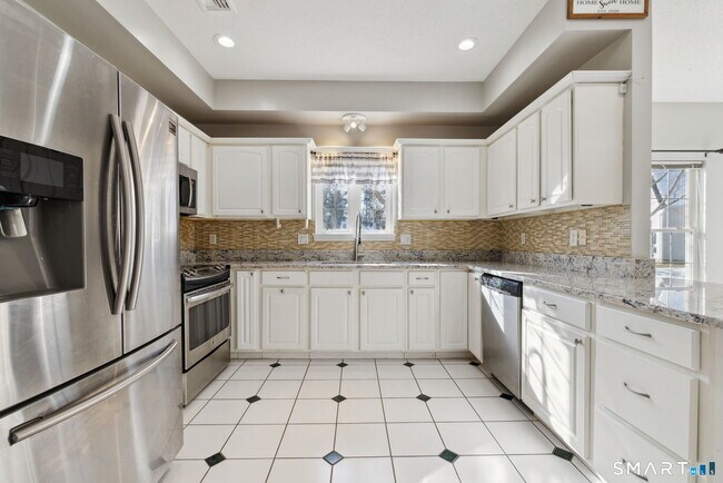 Photo - 65 Fitch Meadow Ln