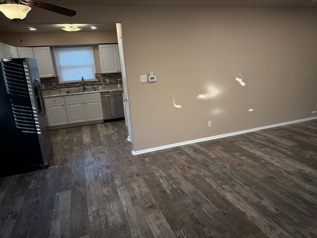 Photo - 722 W Park Ave