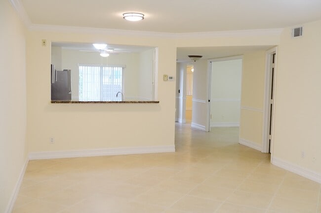 Photo - 345 Gabriel Cir Unit 11