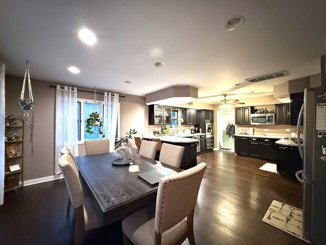 Photo - 10740 Monitor Ave