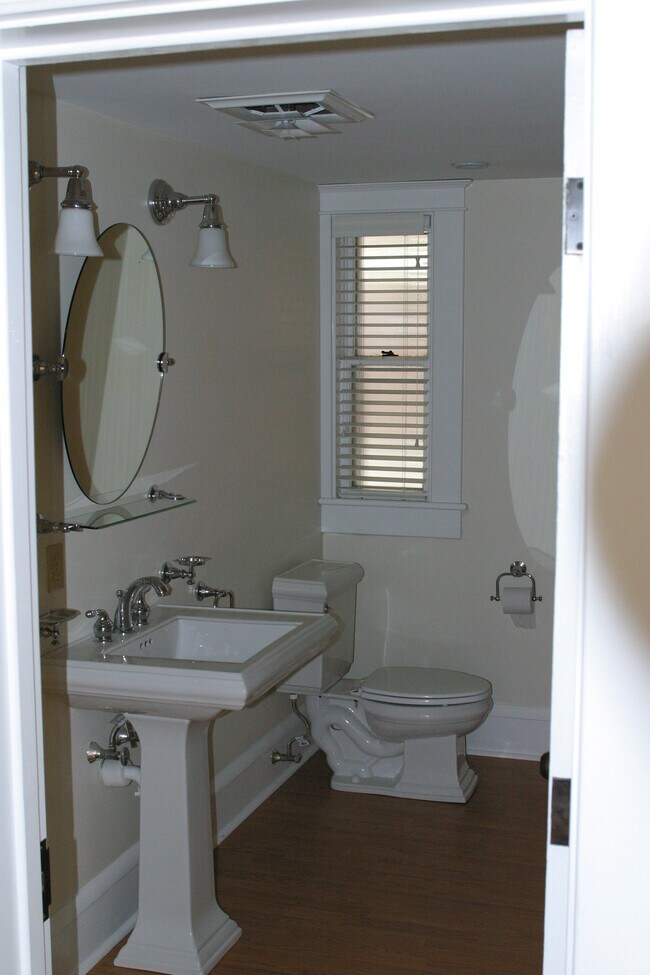 Photo - 326 College St Unit 12