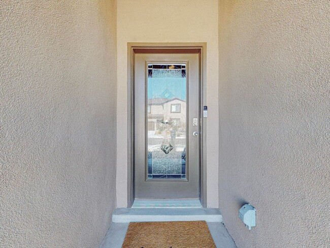 Photo - 2023 Silver Dollar St SE