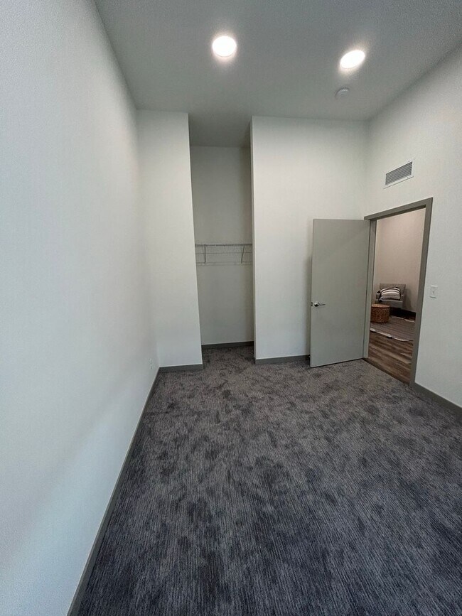 Photo - Block 100 Apartments