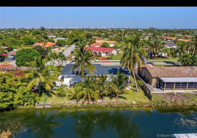 Photo - 2100 SW 100th Ave