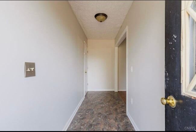 Photo - 28389 Ridge Rd