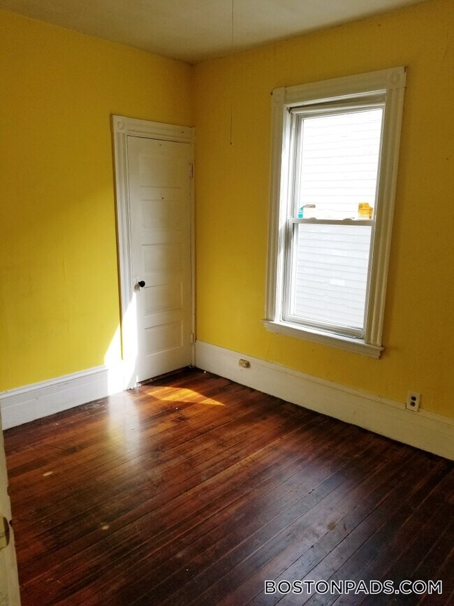 Photo - 84 Wheatland Ave Unit 3