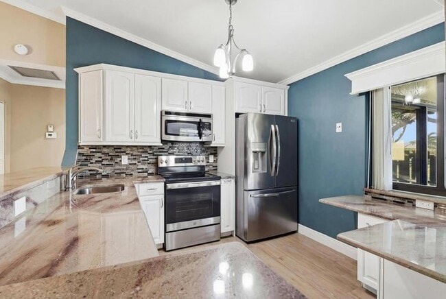 Photo - 5694 Northpointe Ln