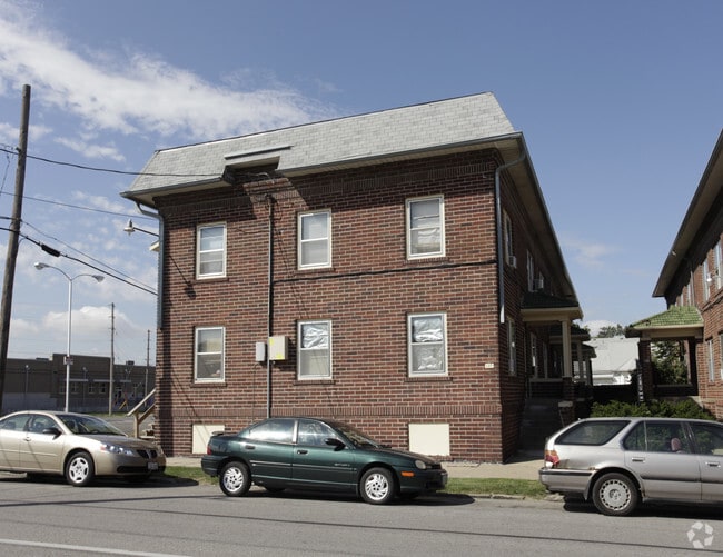 120 N 6th St