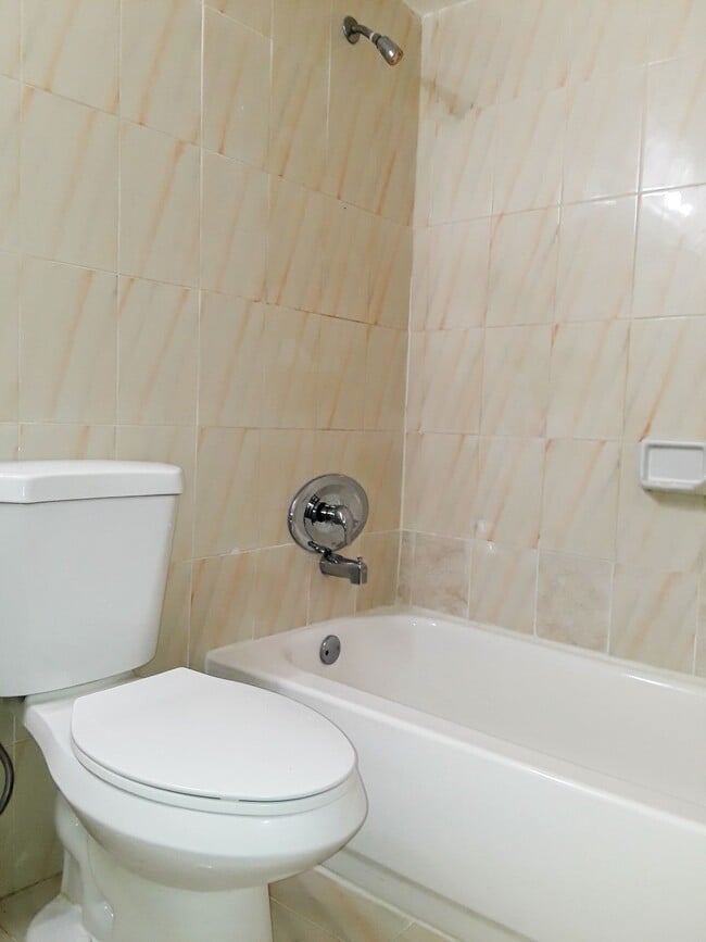 Photo - 4841 NW 7th St Unit 109-4