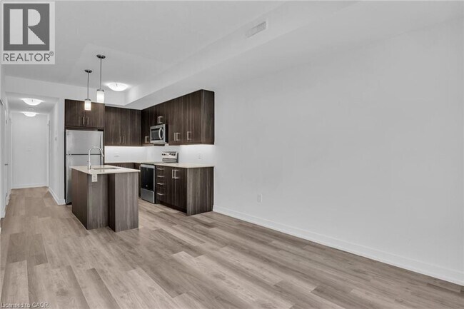 Photo - 20 Palace St Unit G7
