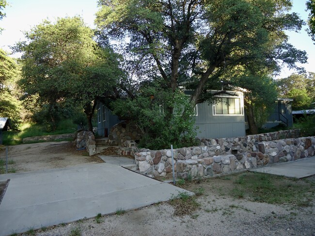Building Photo - 1805 E Mt Lemmon Hwy