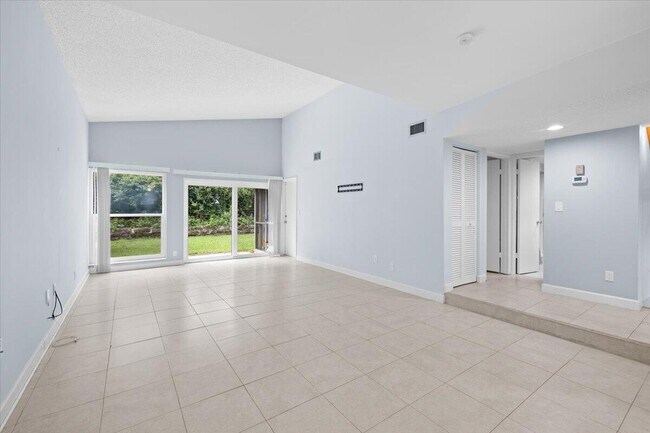 Photo - 1840 NW 10th St