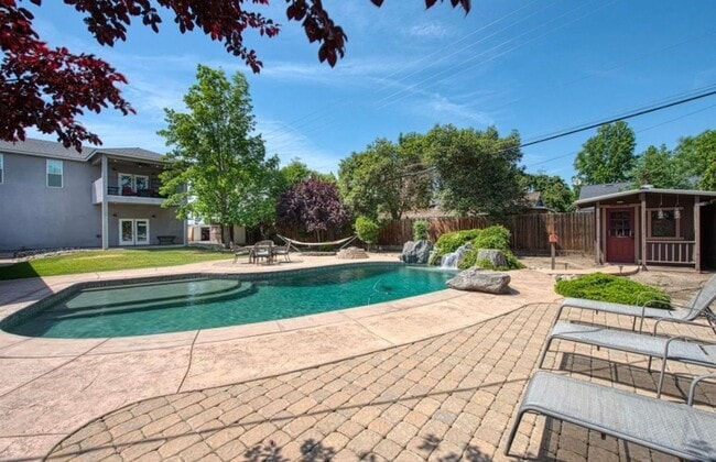 Photo - SE Visalia Spacious home coming soon!