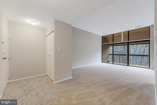 Photo - 1666 Parkcrest Cir Unidad 3D/301