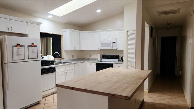 Photo - 2249 SE Melaleuca Blvd