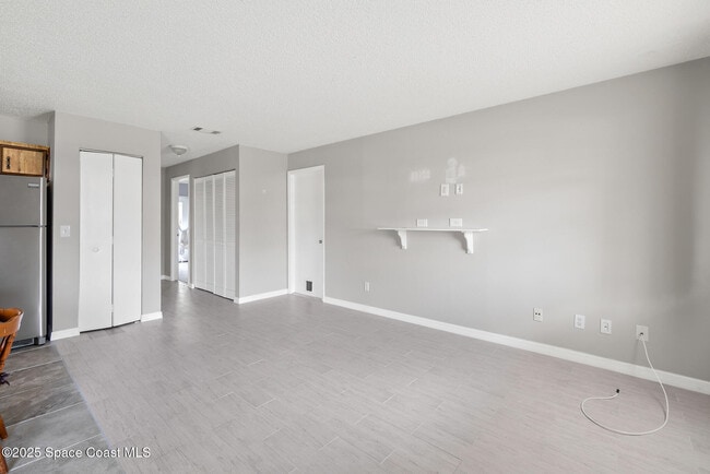 Photo - 1712 Stewart Pl