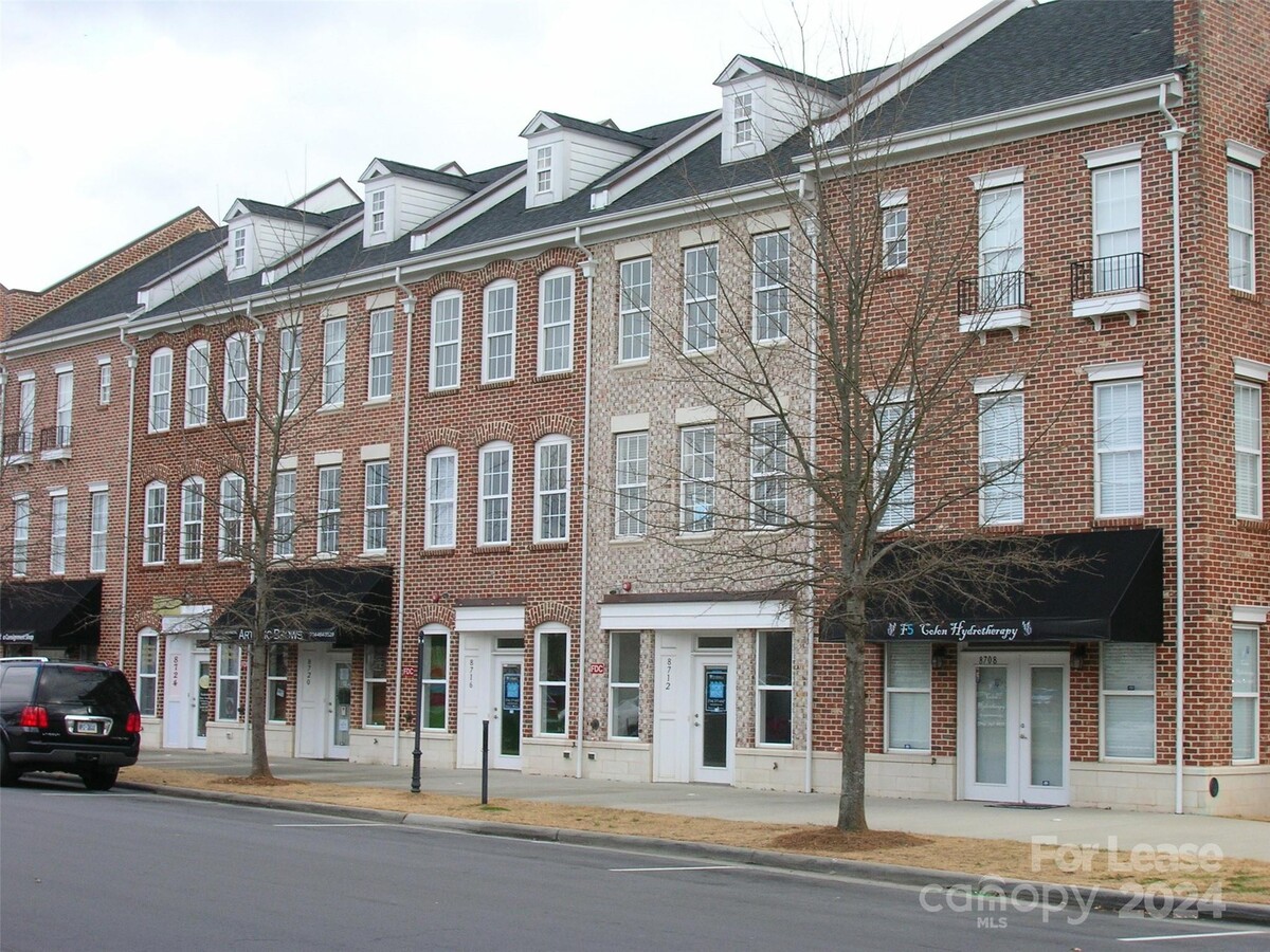 Photo - 8720 Arbor Creek Dr Townhome