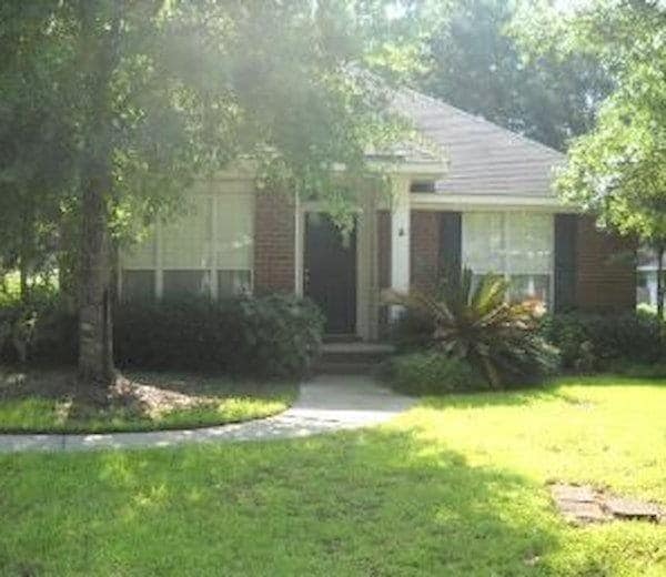 Building Photo - 1003 Henckley Ave Rental