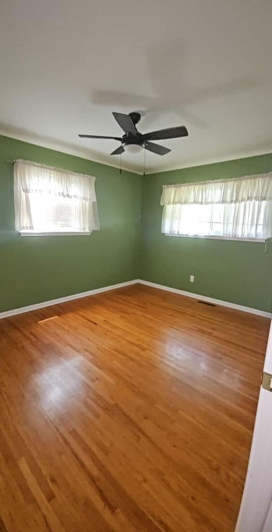 Photo - Beautiful 3 bed home