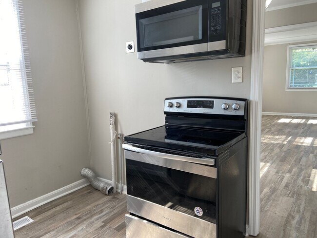 Photo - 3 Bedroom, 1 Bathroom House in High Point