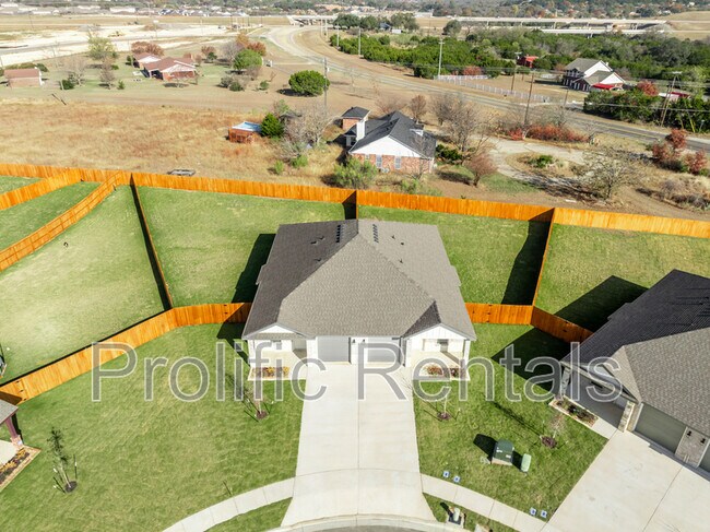 Photo - 111 Logan Ct