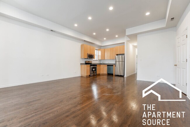 Building Photo - 2112 N Campbell Ave Unit 1
