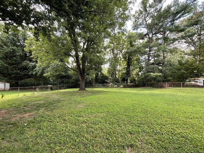 Photo - 5900 Edgewood Ave