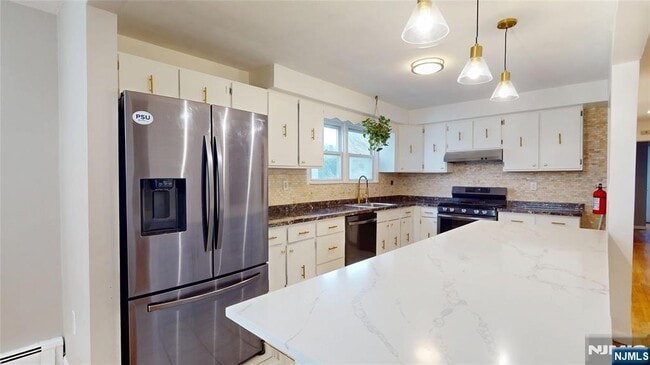 Photo - 40 Howard St