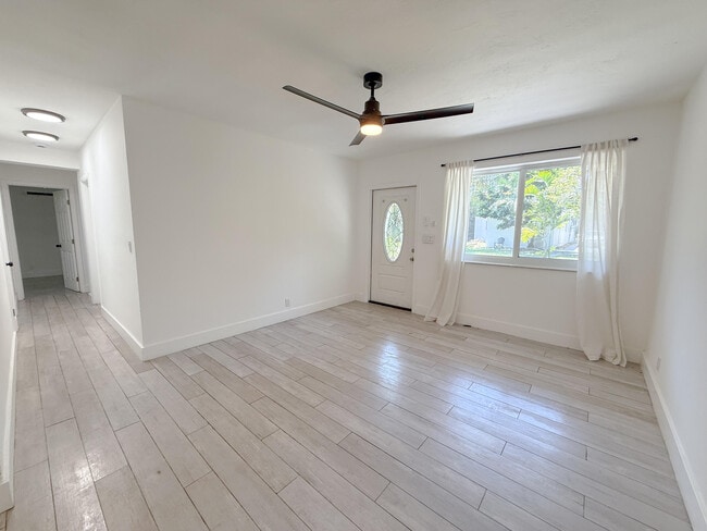 Photo - 2823 Polk St