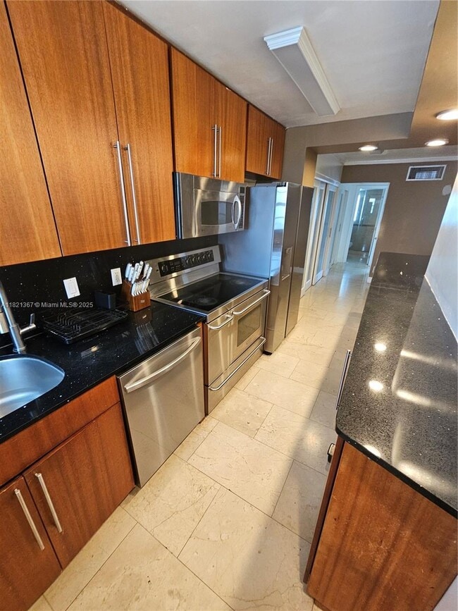 Photo - 1340 Lincoln Rd Unidad 803 Rental