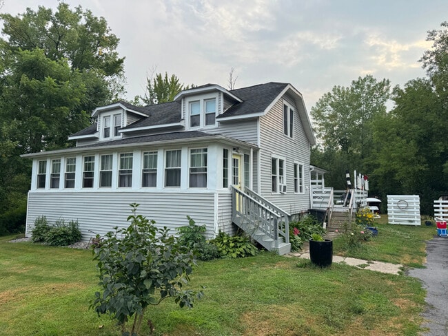 Building Photo - 9303 Brewerton Rd Rental