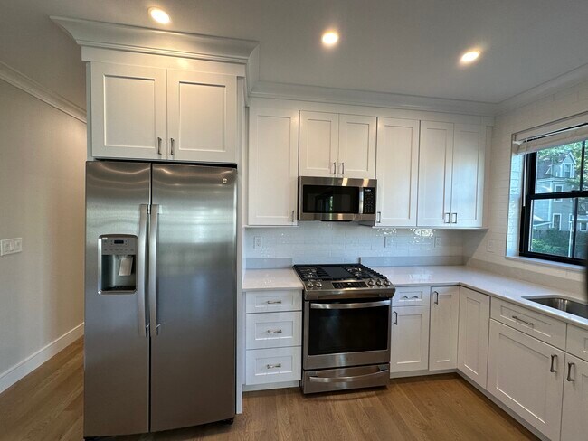 Photo - 279 Lamartine St Unit 2