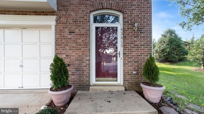 Photo - 45416 Baggett Terrace