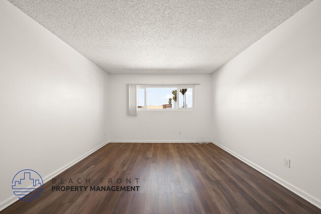 1261-1281 Rosecrans Ave.
