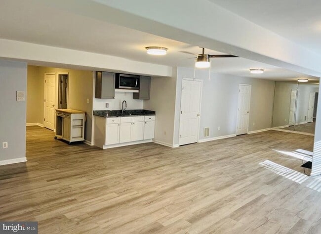Photo - 10581 Pineview Rd