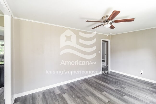 Photo - 986 Ponce De Leon Cir N