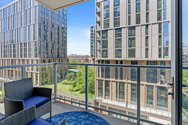 Photo - 5 S Green St