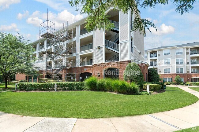 Building Photo - 4860 Eisenhower Ave Unit 492 Rental